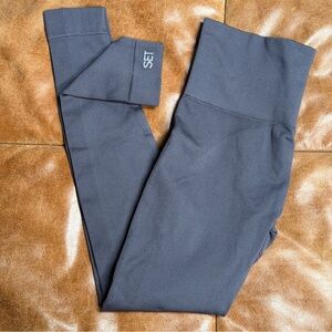 SET Active High Rise Seamless Blue Leggings Size Small